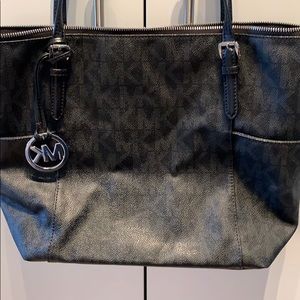 Black Michael Kors bag